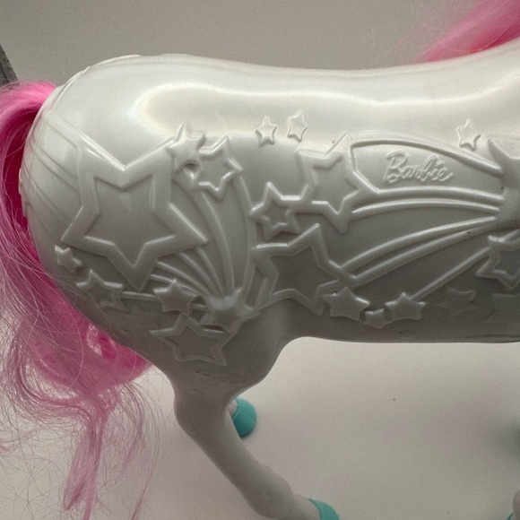 Barbie Dreamtopia Brush 'N Sparkle Unicorn Horse Doll w/ Lights & Sounds Mattel - Picture 4 of 9